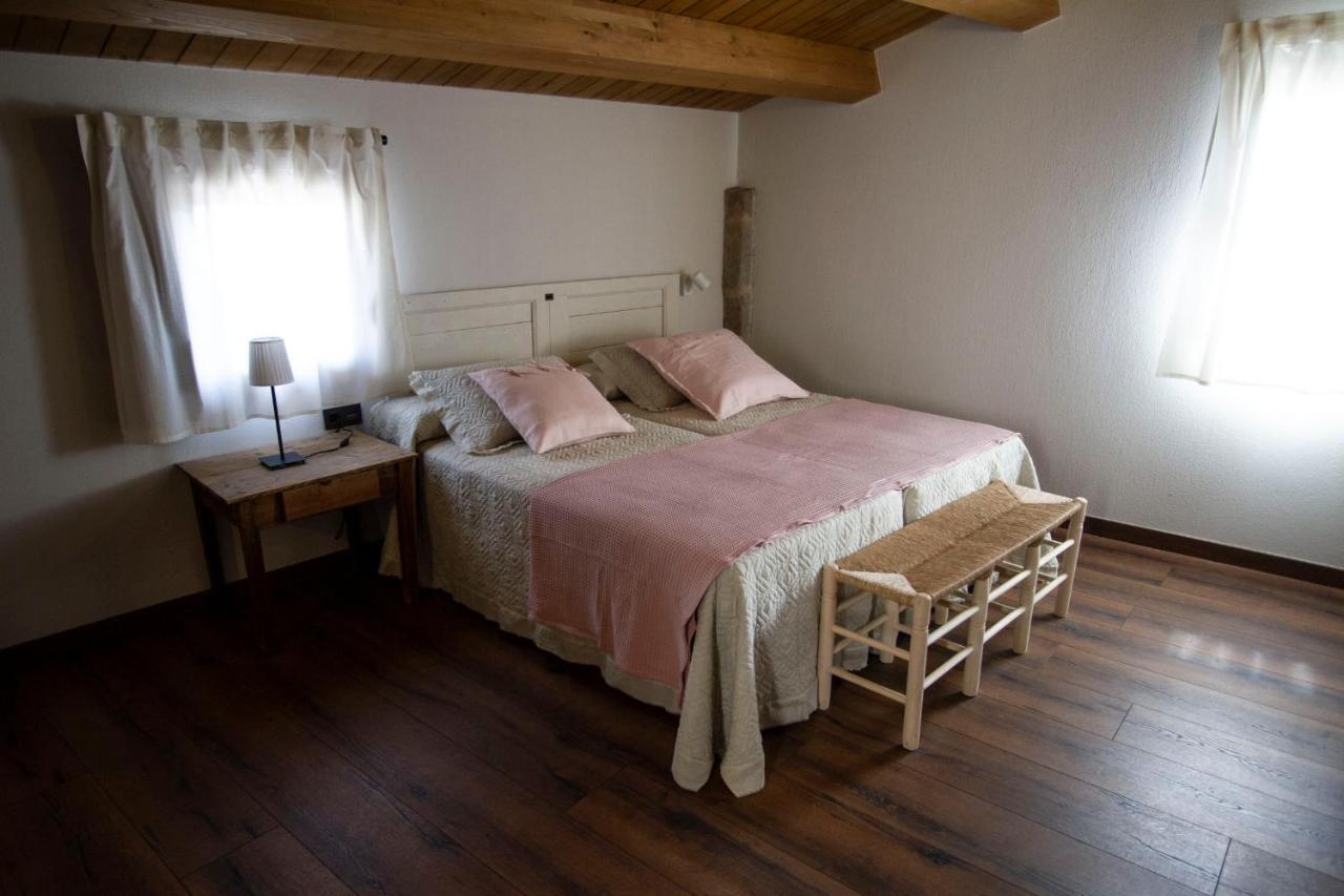Villa La Creu De La Pinya Berga Esterno foto