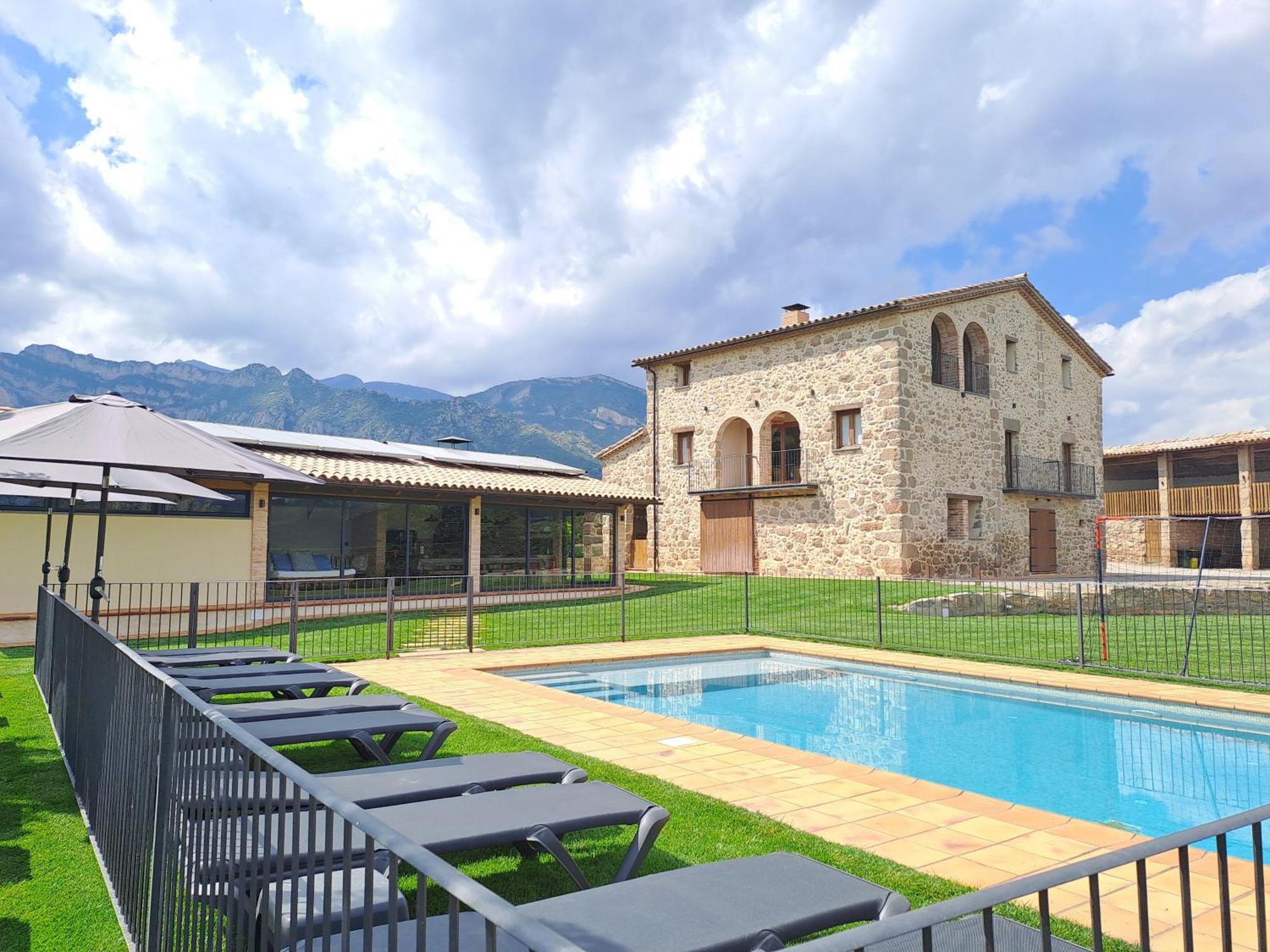 Villa La Creu De La Pinya Berga Esterno foto